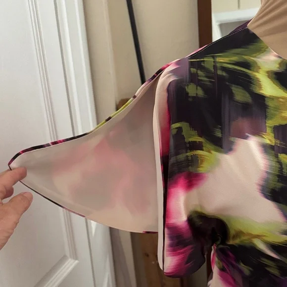 Karen Millen Floral Watercolor Maxi Dress in Fuchsia and Green Like New Size 6 - Picture 3 of 8